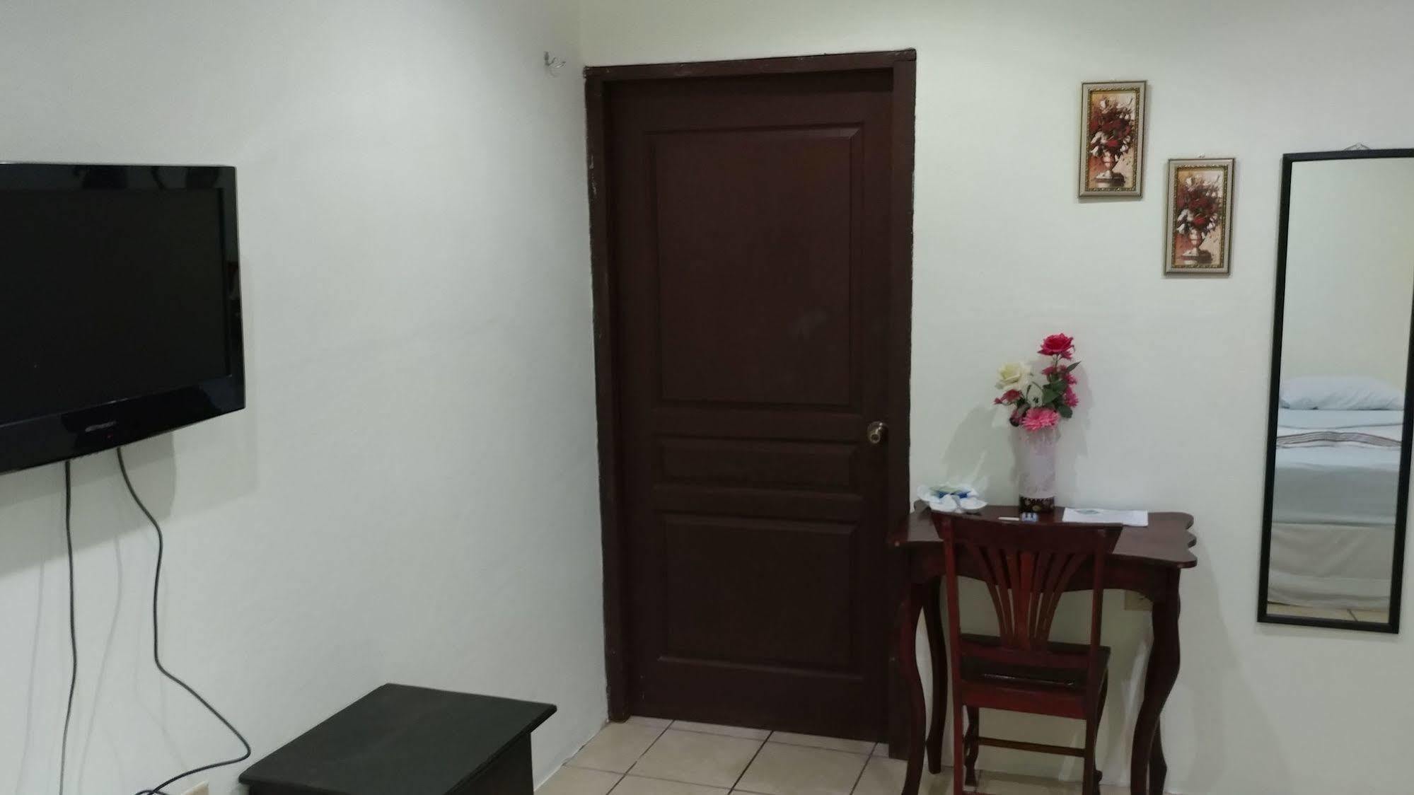Hotel El Internacional Granada Dış mekan fotoğraf
